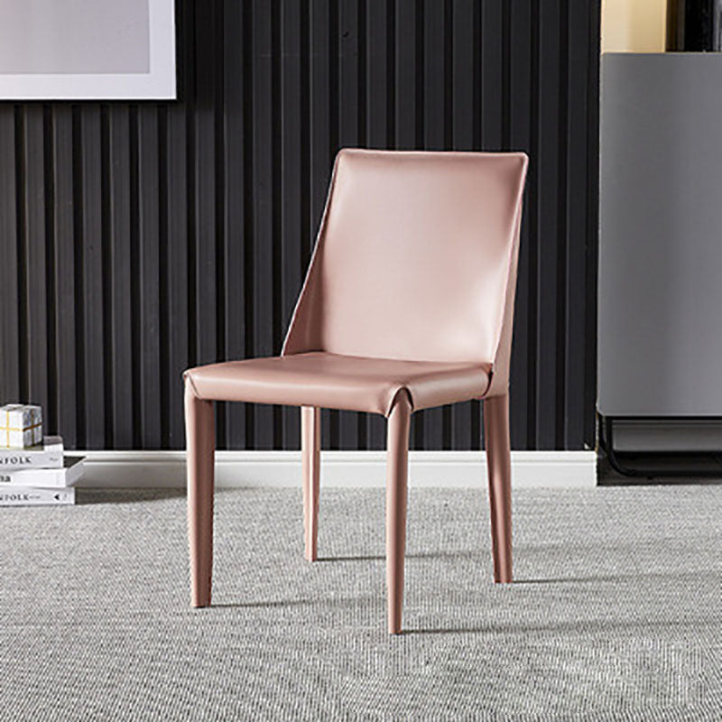 Silla auxiliar para el hogar de cuero estilo silla de montar Parsons Silla de comedor con acabado mate