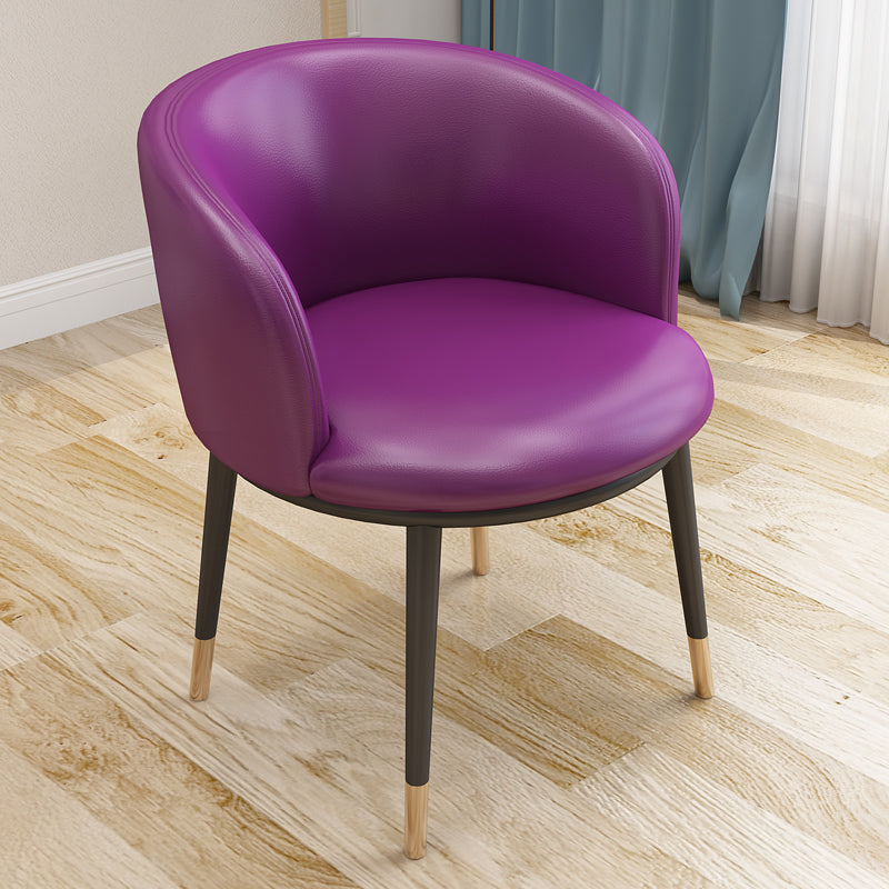 Silla auxiliar escandinava Silla de comedor tapizada de metal con respaldo Parsons para interiores