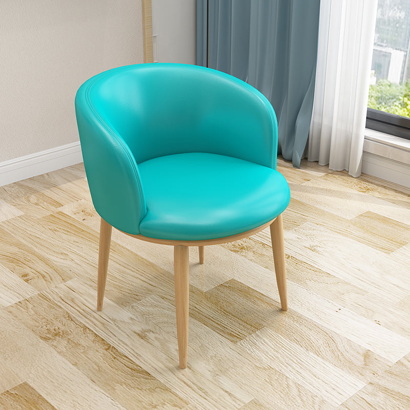 Silla auxiliar escandinava Silla de comedor tapizada de metal con respaldo Parsons para interiores