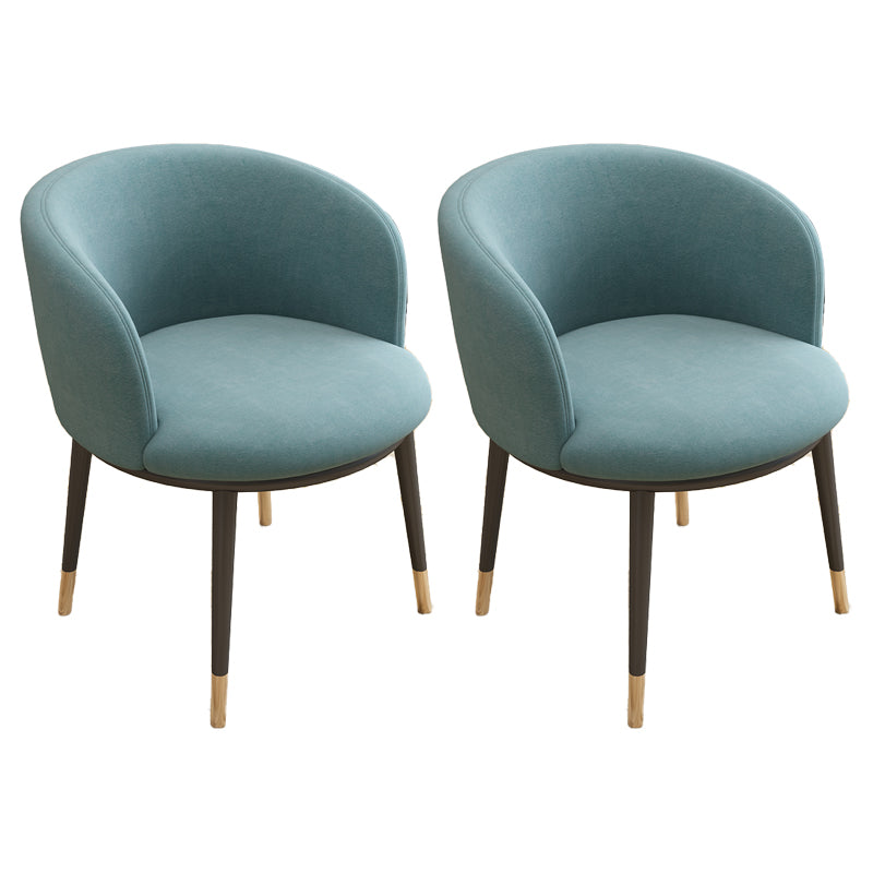 Silla auxiliar escandinava Silla de comedor tapizada de metal con respaldo Parsons para interiores