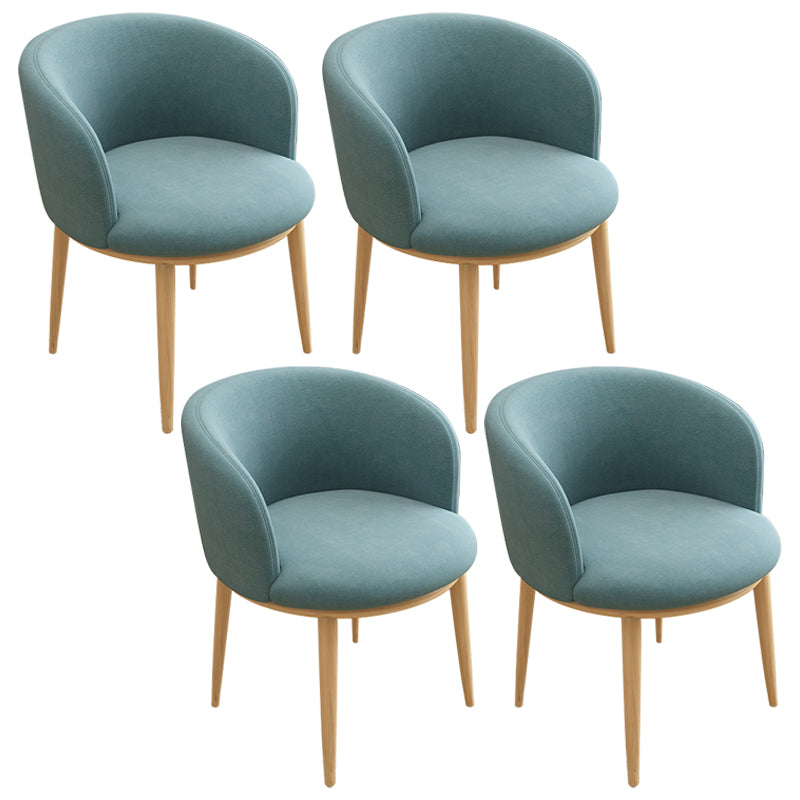 Silla auxiliar escandinava Silla de comedor tapizada de metal con respaldo Parsons para interiores