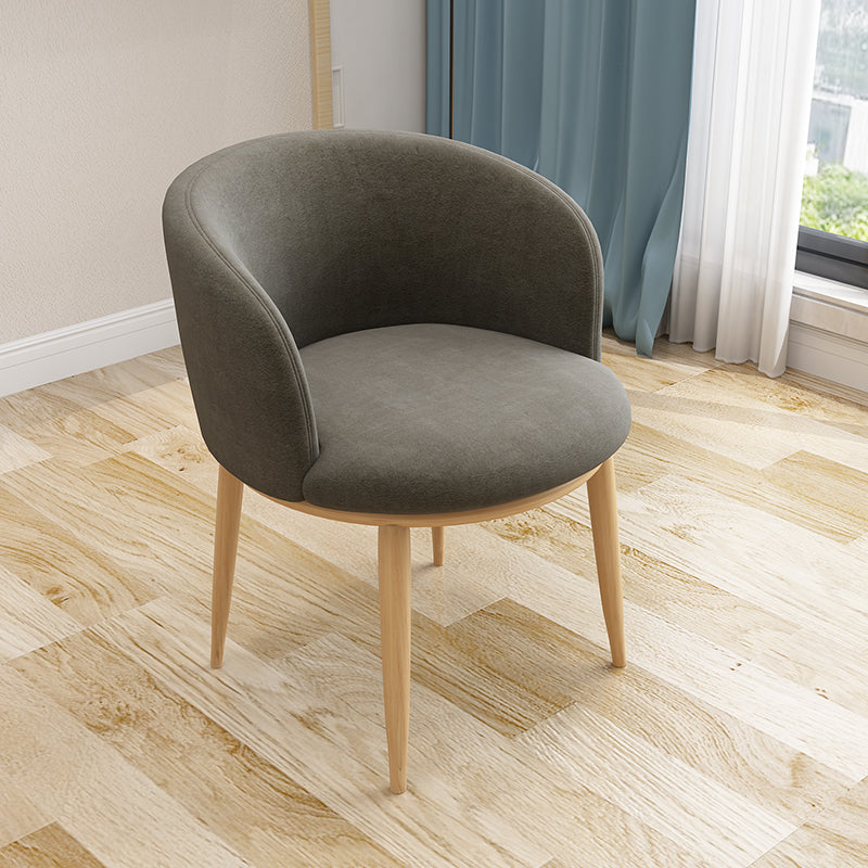 Silla auxiliar escandinava Silla de comedor tapizada de metal con respaldo Parsons para interiores