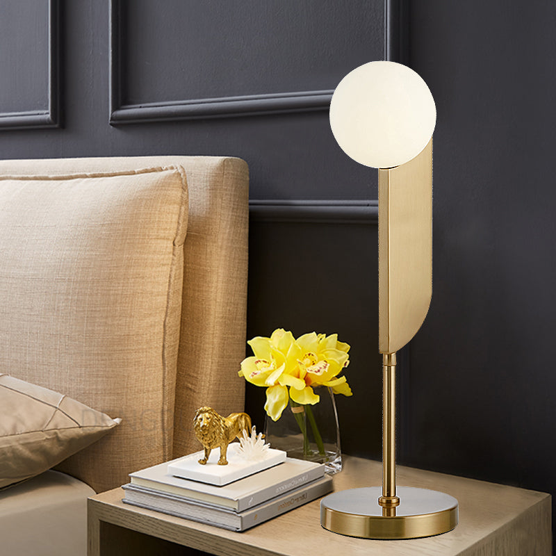Crema Glass Ball Night Light Luxurious 1 Testa Gold Melabo lampada per camera da letto