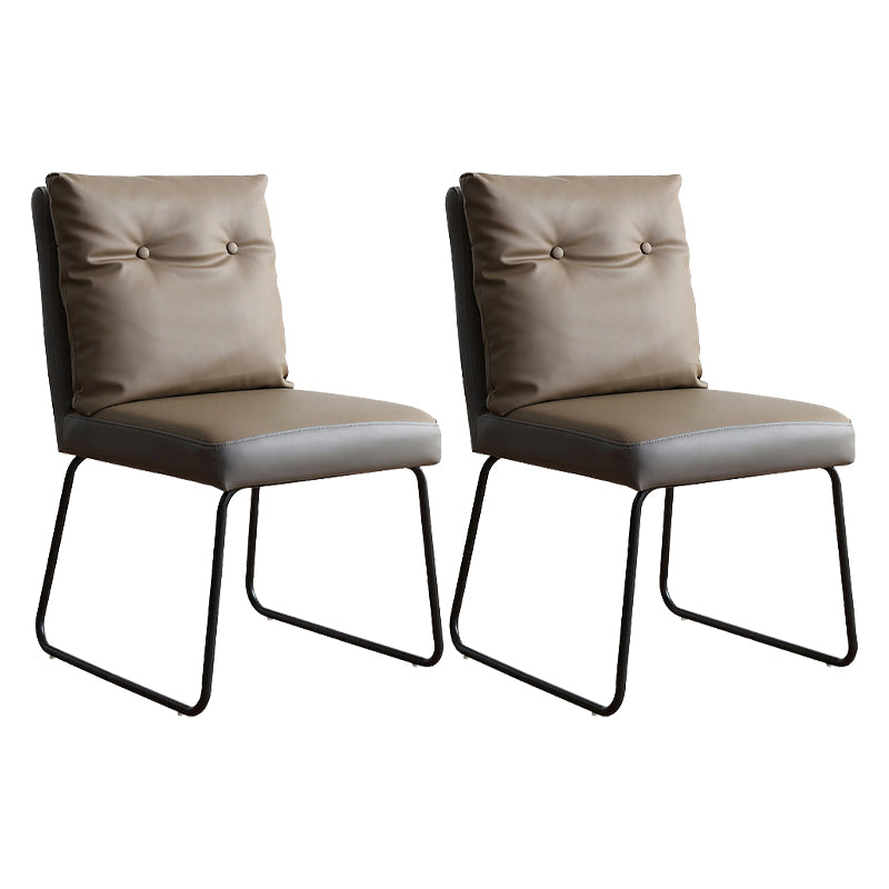 El cuero del estilo industrial que cena las sillas tapizó las sillas sin brazos con parte posterior sólida