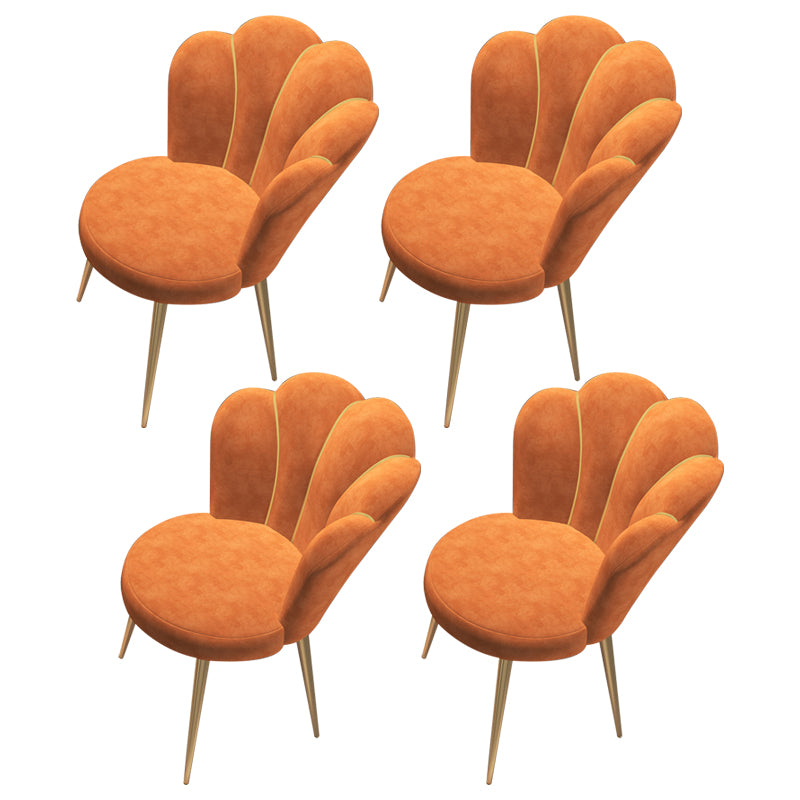 Silla de comedor de metal Glam, silla auxiliar de terciopelo para restaurante (juego de 4)