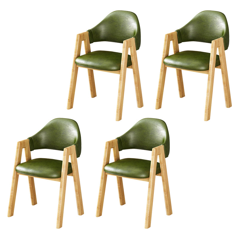 Silla de comedor tapizada escandinava con respaldo abierto y acabado mate (juego de 4)