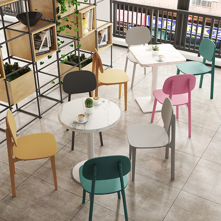 Silla de comedor de estilo moderno, sillas laterales de plástico sin brazos para cocina (juego de 4)