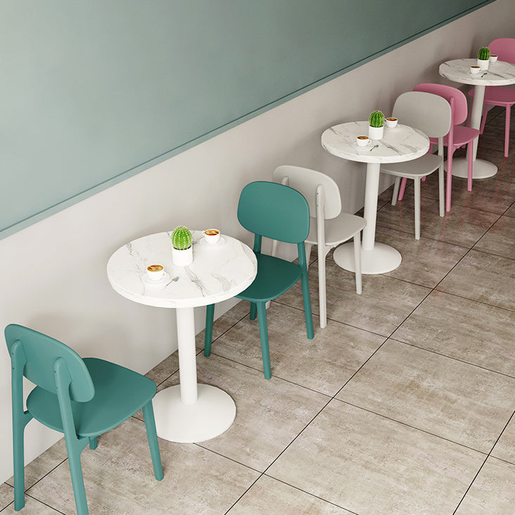 Silla de comedor de estilo moderno, sillas laterales de plástico sin brazos para cocina (juego de 4)