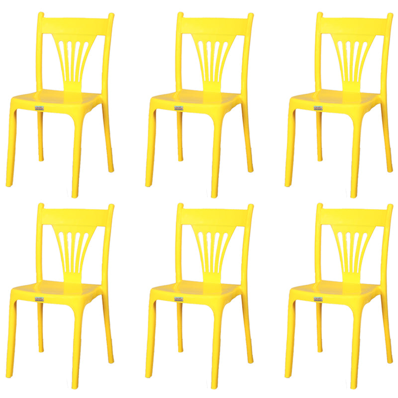 Silla apilable de estilo contemporáneo con respaldo de listones de plástico, silla sin brazos