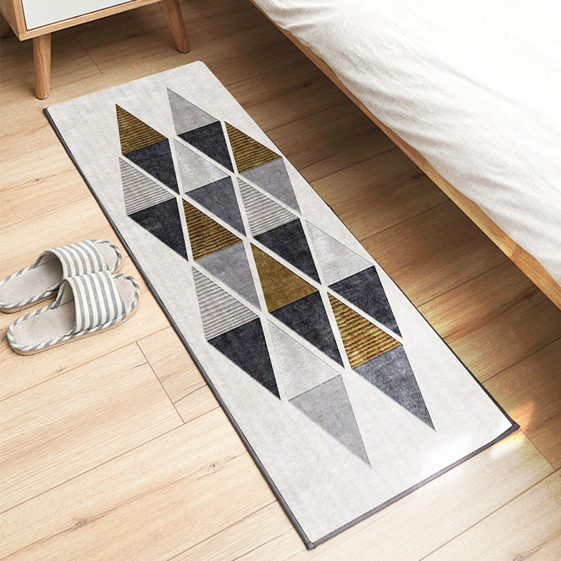 Alfombra de poliéster moderno rojo oscuro alfombra gráfica de poliéster alfombra de respaldo sin deslizamiento para decoración del hogar