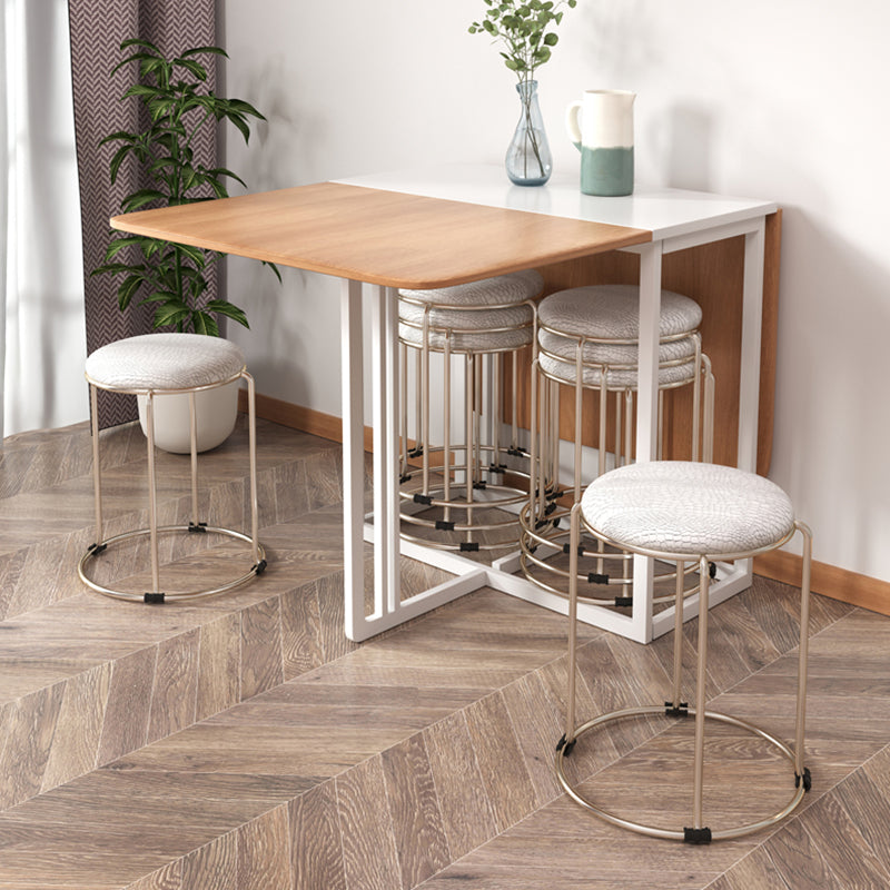 Klappbarer Tisch mit künstlicher Holzplatte, ausziehbarer rechteckiger Tisch mit Bockgestell