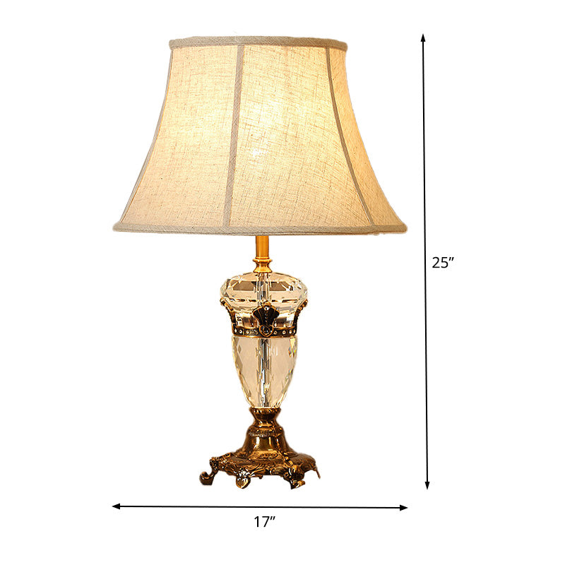 1 Kopf gebogener Stoff Schreibtisch Licht Modernismus Facetted Crystal Night Tischlampe in Beige