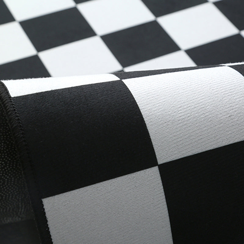 Modern Checkered Pattern Rug Polyester Indoor Carpet Stain Resistant Carpet for Living Room
