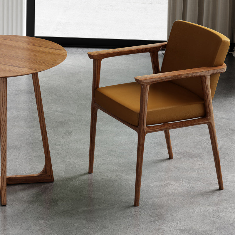 Silla de comedor tapizada con respaldo sólido de estilo tradicional para interiores