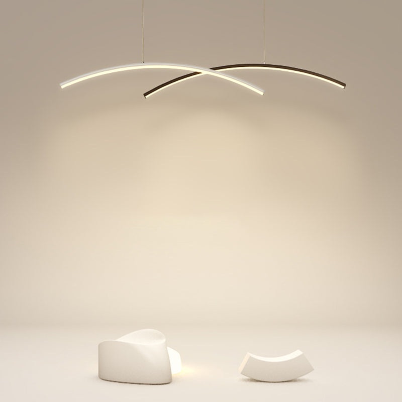 Nordische moderne Kronleuchterlampe Linear schwarz -weißer Inselanhänger für Esszimmer