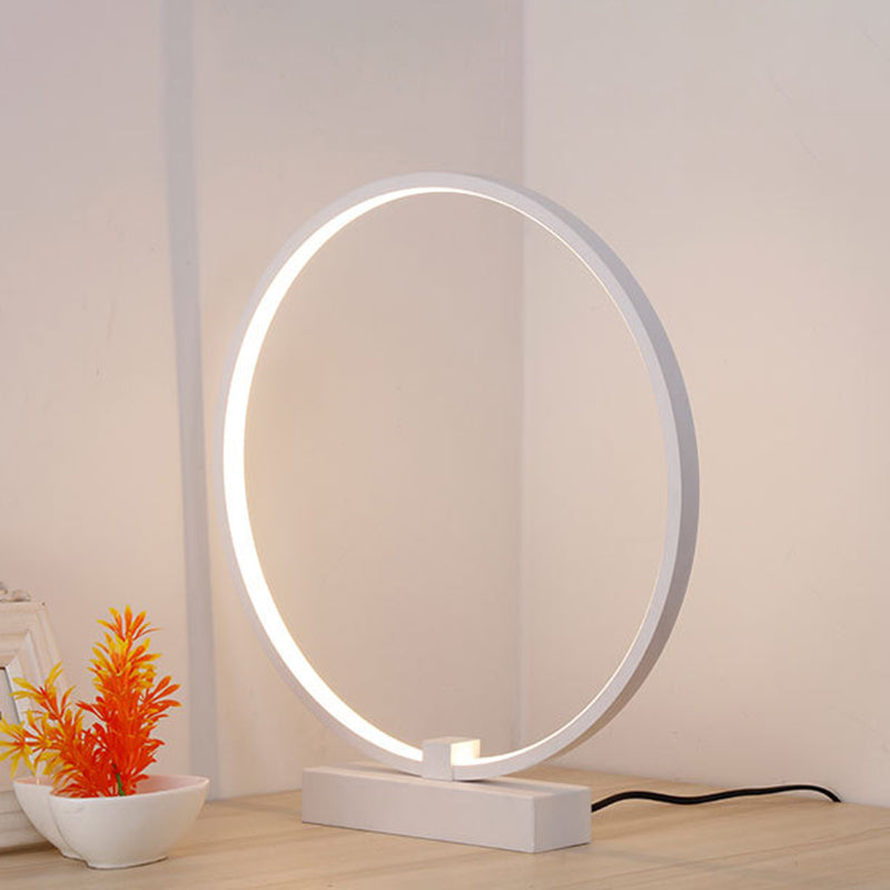 1 Light Circle Table Light Modernism Metal Night Table Lamps for Bedroom in White