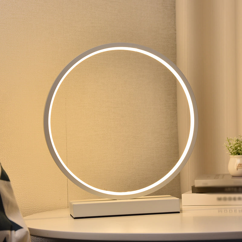 Linear Night Table Lamp Modern Style Metal 1 Light Nightstand Lamp in White