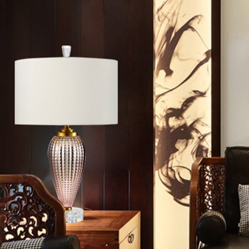 Lampada da tavolo moderna a 1 testa con lampada da scrivania piccola a cilindro bianco con paralume in tessuto