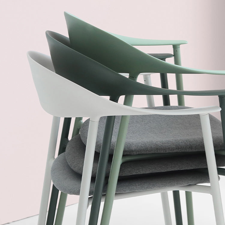 Finishale mate Scandinave Dining Arm Chaise Plastique Plastique Open Doss Dining Chaise