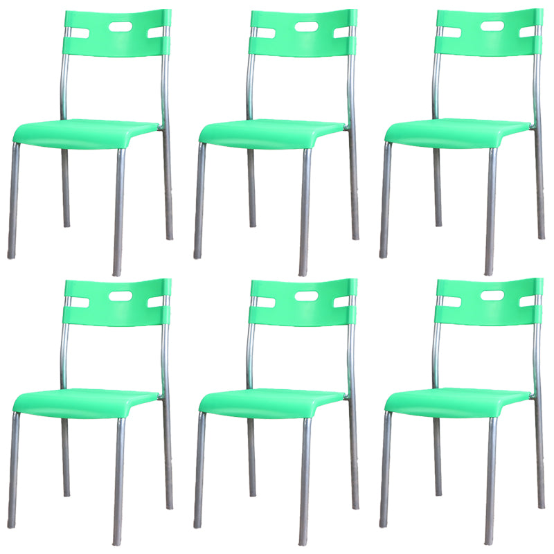 Minimalistischer Kunststoff -Essfutter Armless Stuhl Open Rücken stapelbare Essneitenstuhl