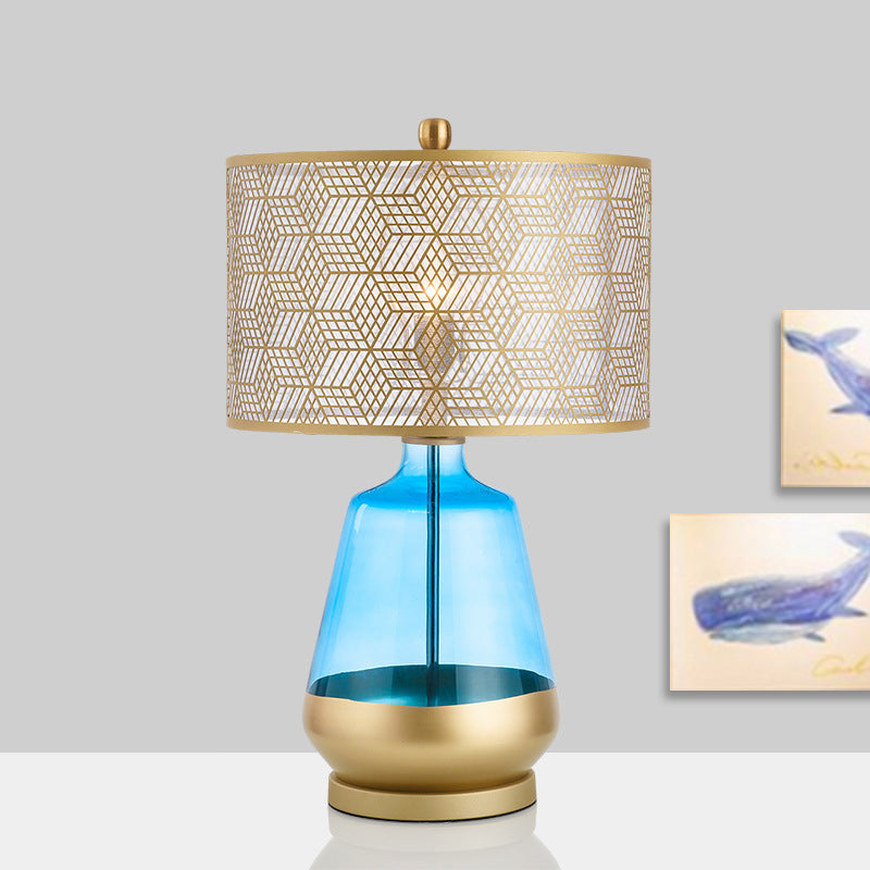 Lampada da tavolo con paralume a tamburo Lampada da scrivania moderna metallizzata 1 lampadina dorata piccola per camera da letto