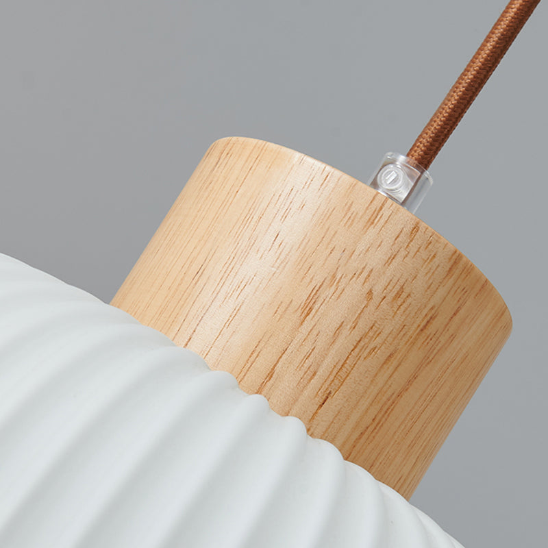 Lampe à suspension géométrique en bois léger créatif moderne avec une teinte en verre blanche