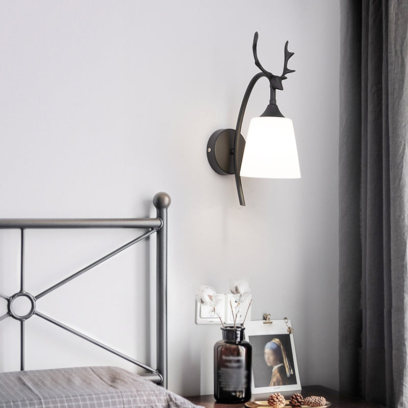 Contemporary Simple Wall Sconce Antler Wall Mounted Light Fixture for Bedroom