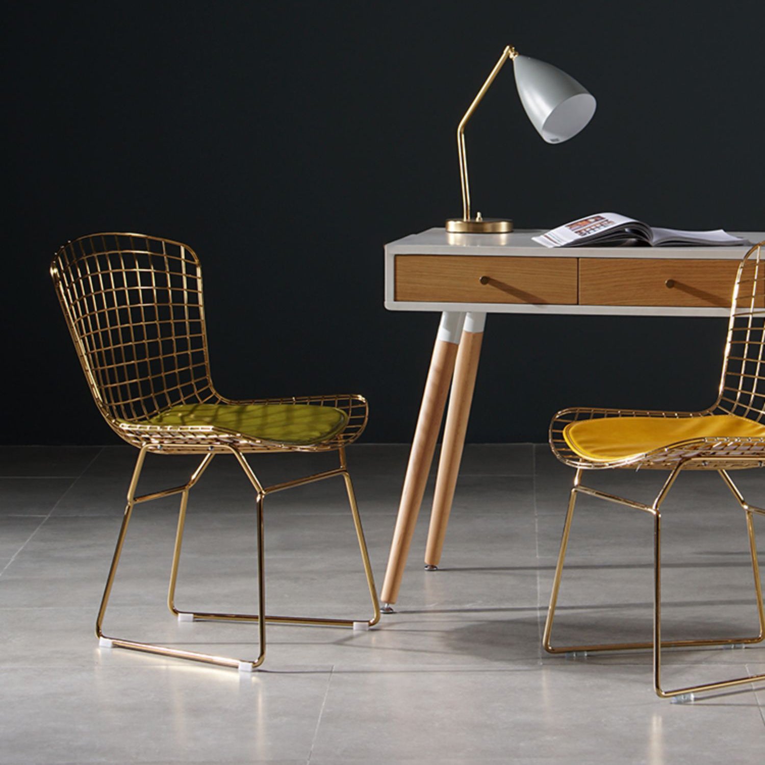 Chaise d'appoint de salle à manger en métal Glam, chaise rembourrée sans accoudoirs à dossier croisé pour salle à manger
