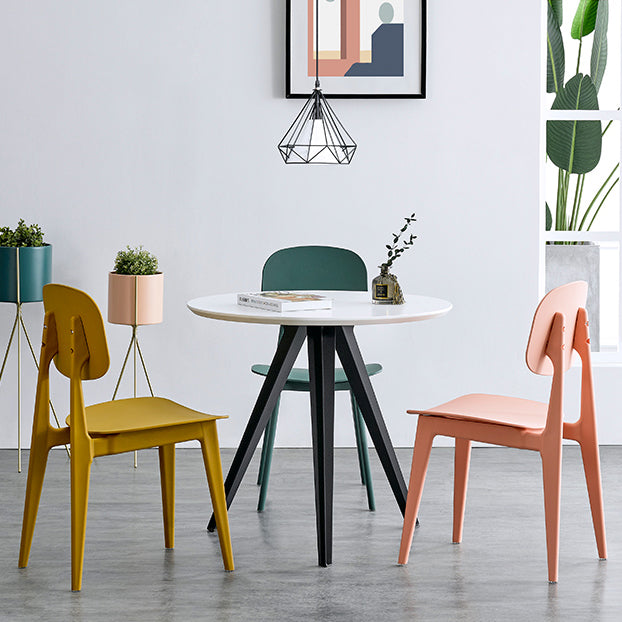 Scandinavische stijl Open achterkant Dining Side stoel Plastic Dining Armless Stoel