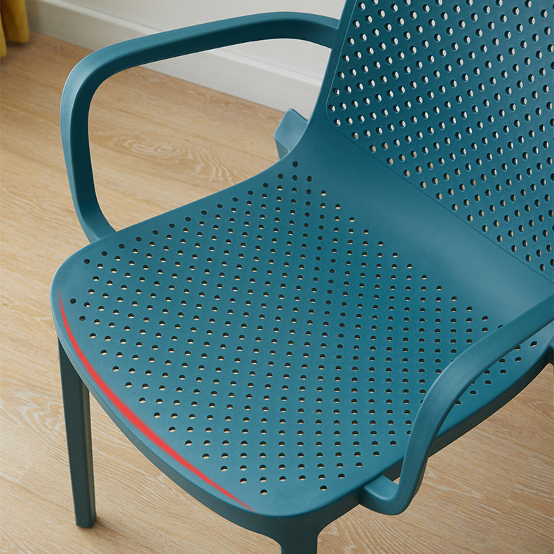 Contemporary Plastic Dining Room Chair Stacking Arm Chair for Restaurant (Set of 4)