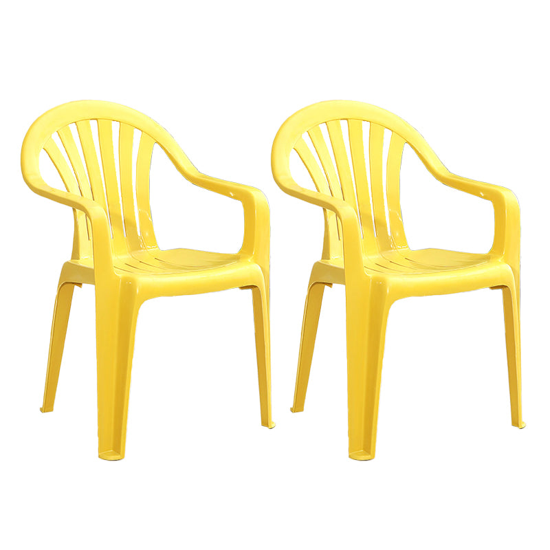 Chaises de salle à manger à bras empilables en plastique de chaise latérale Windsor de style contemporain