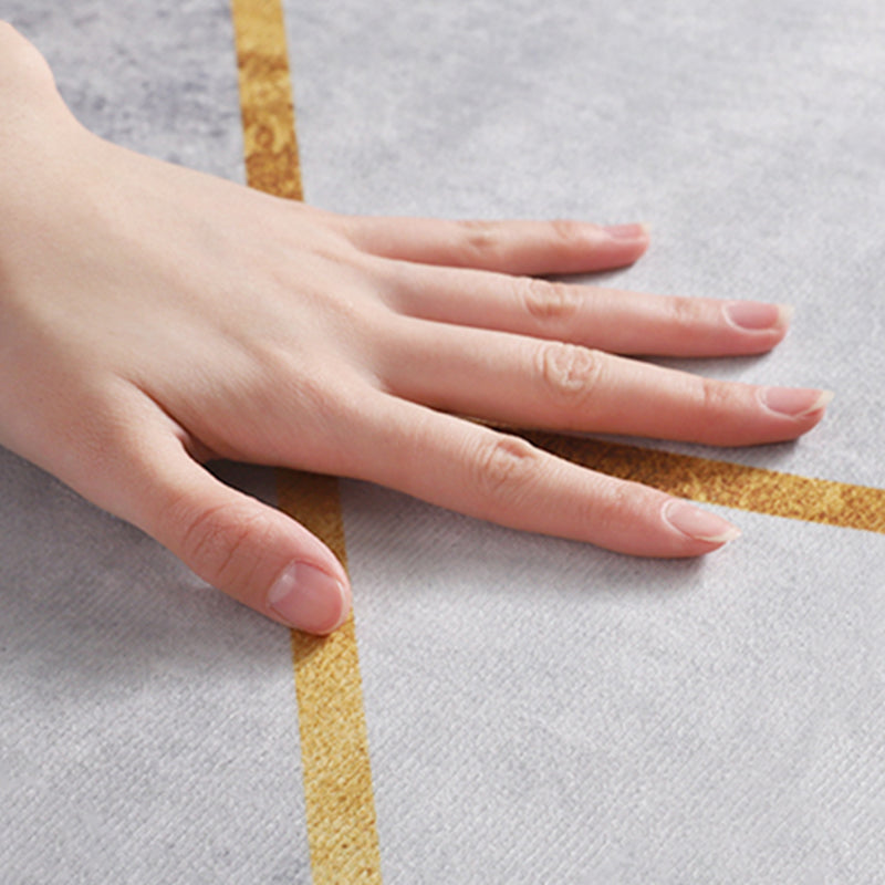 Simple Geometric Printed Carpet Polyester Indoor Rug Non-Slip Backing Rug for Home Decoration