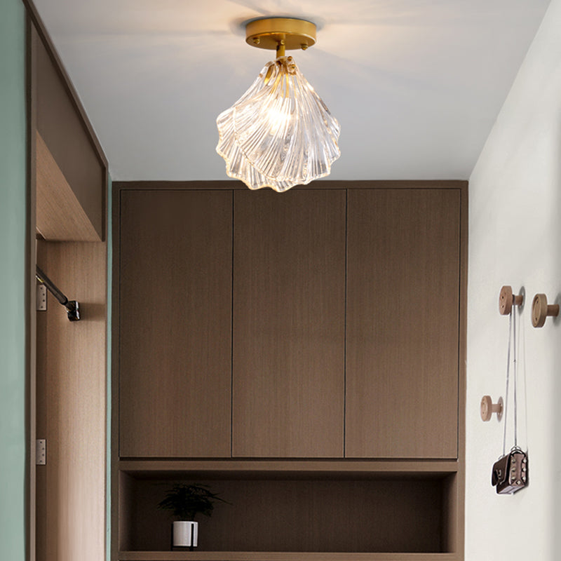 Gouden Shell plafondgemonteerde armatuur Eenvoud Stijl Glazen plafondlamp