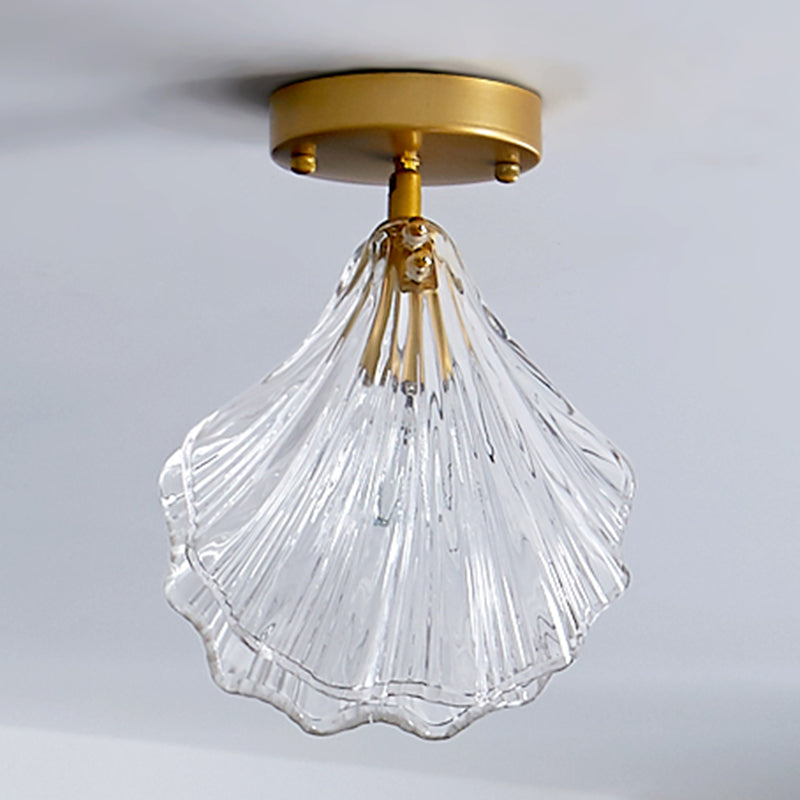Gouden Shell plafondgemonteerde armatuur Eenvoud Stijl Glazen plafondlamp