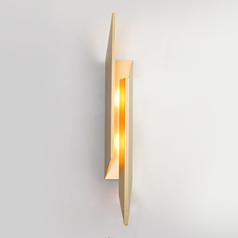 Postmodern Metal Wall Sconce 2 Head Wall Mounted Light Fixture for Bedroom