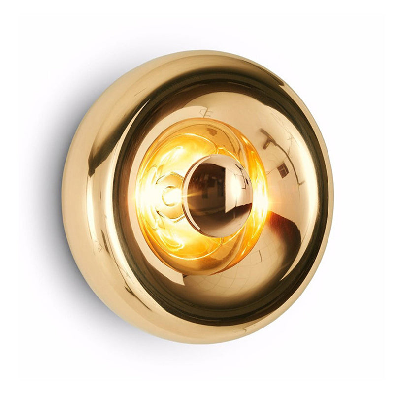 Postmodern Metal Wall Sconce Single Head Wall Mounted Light Fixture for Living Room