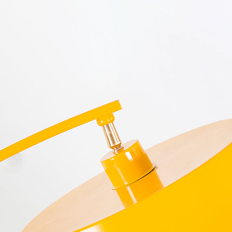 Lampe de lecture de sol en métal macaron arcate la lumière du sol à 1 lumière pour la chambre