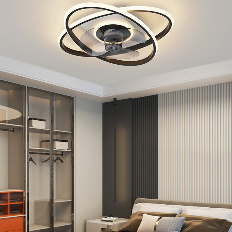 Moderne Metall Deckenventilator Lampe Cartoon LED Flush Mount Leuchte mit klarer Lüfterklinge
