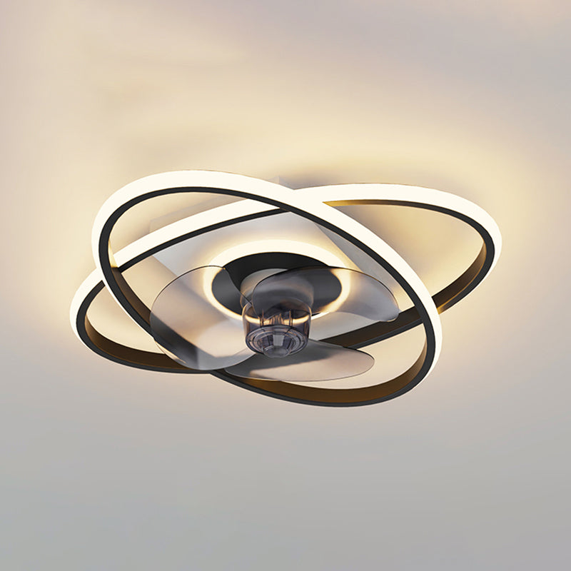 Moderne Metall Deckenventilator Lampe Cartoon LED Flush Mount Leuchte mit klarer Lüfterklinge