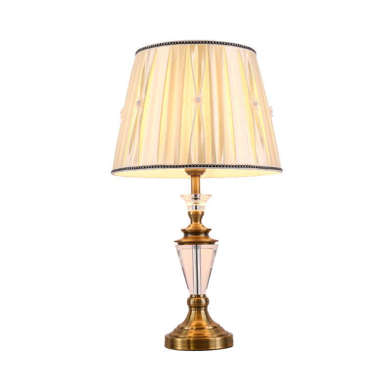 Lampe de table de nuit à tambour conique beige avec abat-jour en tissu moderniste à 1 tête