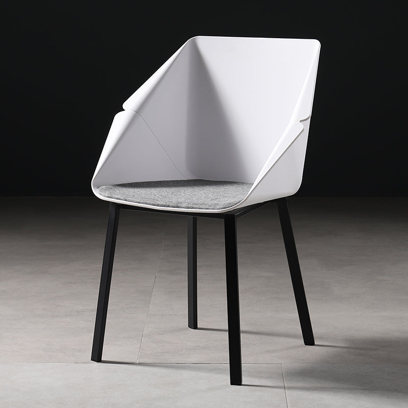 Silla de comedor de metal de estilo industrial Silla de comedor con respaldo sólido y brazo