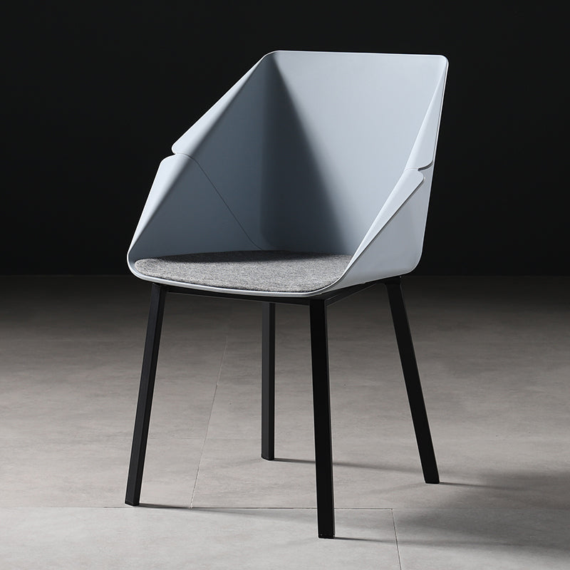 Silla de comedor de metal de estilo industrial Silla de comedor con respaldo sólido y brazo