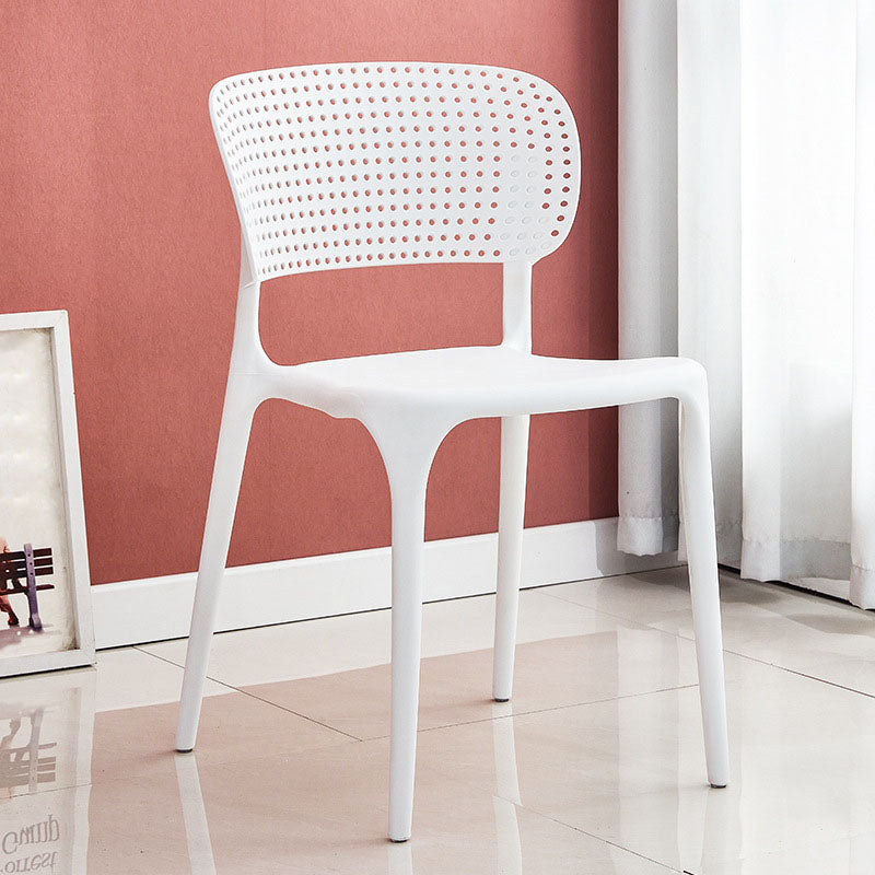 Chaise sans bras de salle à manger en plastique de style contemporain, chaises latérales de salle à manger à dos ouvert