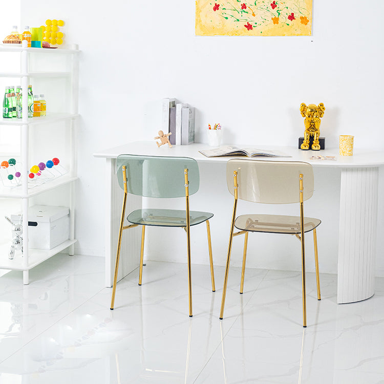 Chaises de salle à manger en métal de style nordique chaise sans bras en plastique pour restaurant