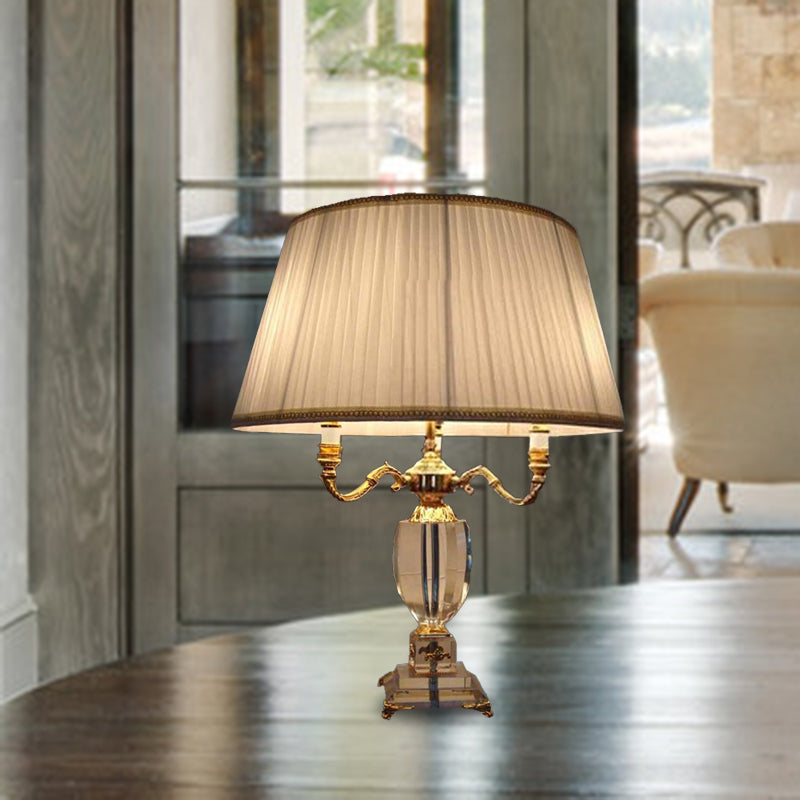 Bureau en forme d'urne contemporain Light Crystal Crystal 3 Heads Night Table Lampe en blanc