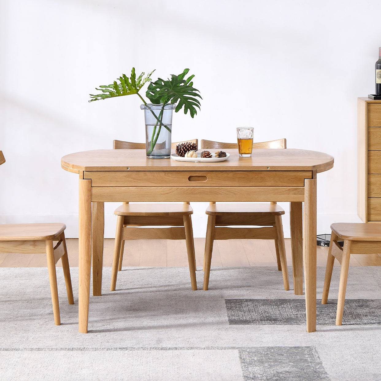 Round Dining Site Table Simple Style Solid Wood Furniture with Drop Leaf