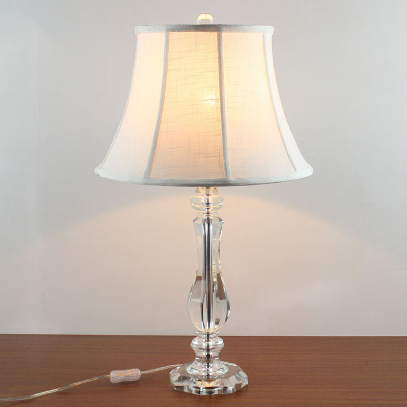 Simplicité Task Curvy Task Lighting Hand Cut Crystal 1 Bulb Bulb Nightand Lampe en blanc