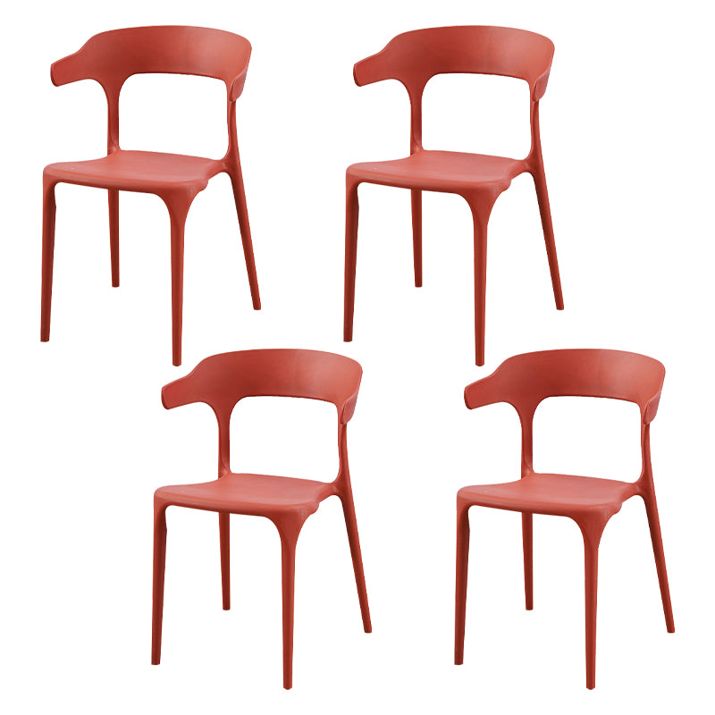 Los sillones de cena escandinavos plásticos abren los sillones de cena interiores de la parte posterior