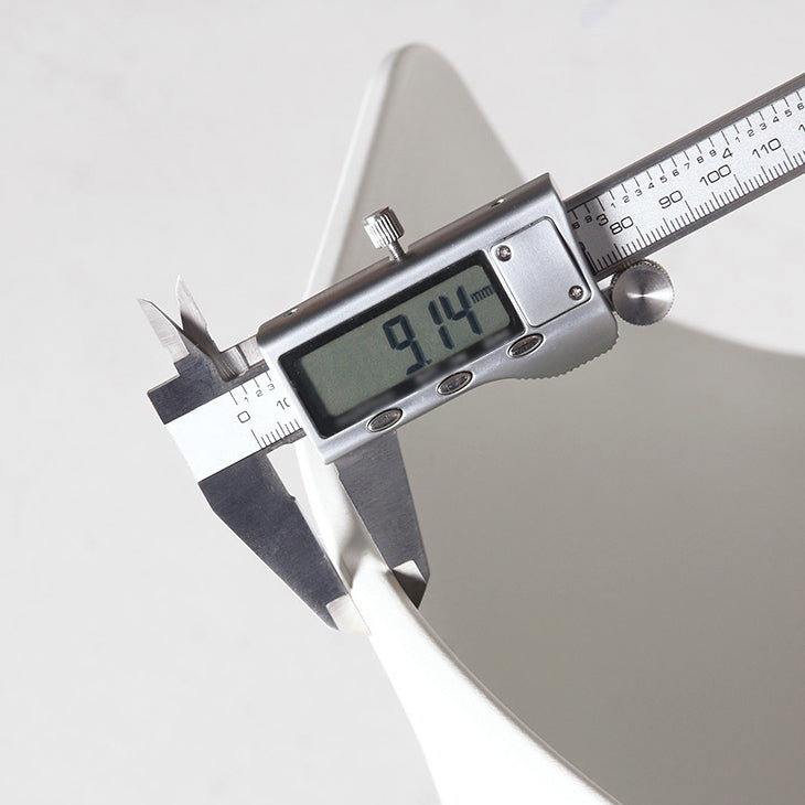 Scandinavian Plastic Dining Arm Chair Matte Finish Solid Back Dining Chair (Set of 4)