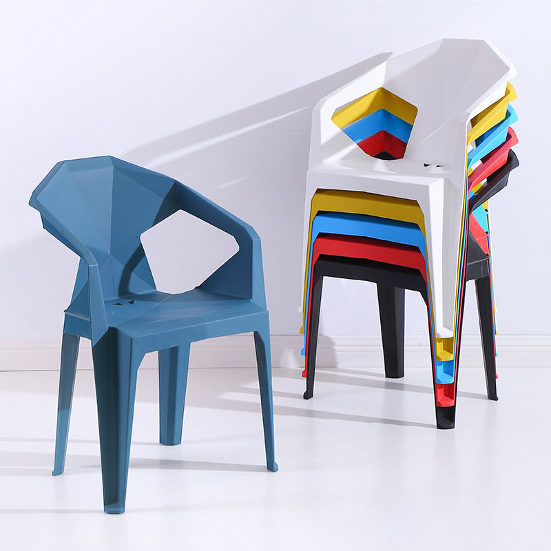Silla de comedor de plástico de estilo moderno, silla lateral de comedor apilable con brazo para cocina